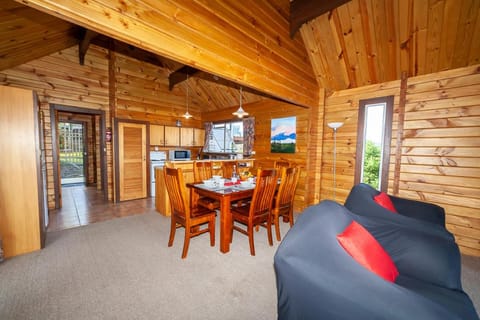 The Chalet - Hanmer Springs Holiday Home Haus in Hanmer Springs