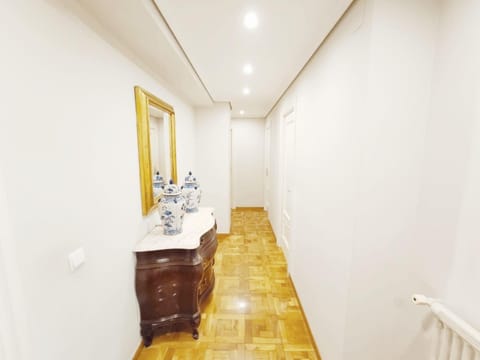 Apartamento turístico San Juan Apartment in Pamplona