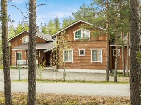 Holiday Home Lauri 4 pieni by Interhome House in Lapland