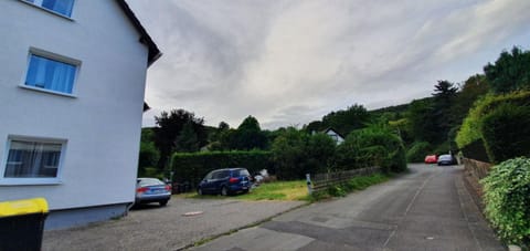 Property building, Day, Neighbourhood, Street view, Parking