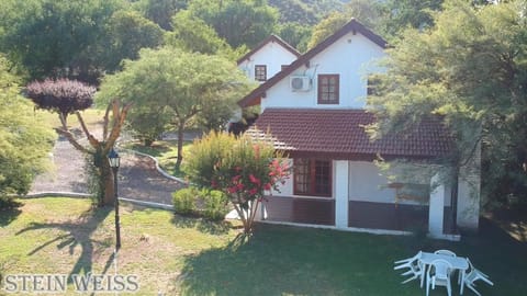 Cabañas Stein Weiss Chalet in Santa Rosa de Calamuchita