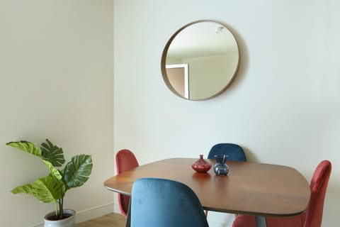 Communal lounge/ TV room, Living room