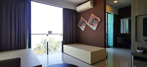 Dwharf Seaview Executive Suit PortDickson Apartment hotel in Port Dickson