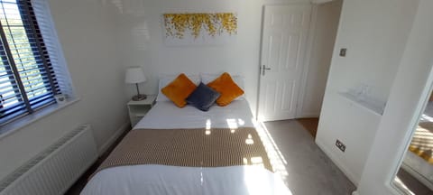 Barn Farm Guest House Bed and Breakfast in Maldon District