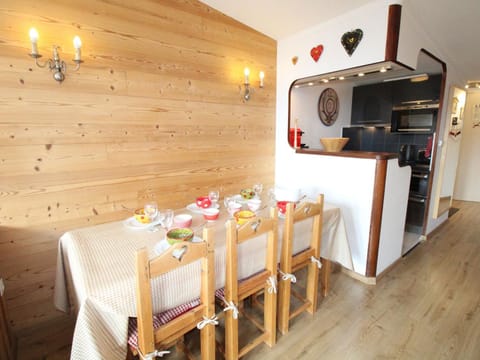 Avoriaz: Confortable 2 Pièces 6 Pers avec Terrasse et Wifi - FR-1-633-14 Apartment in Avoriaz