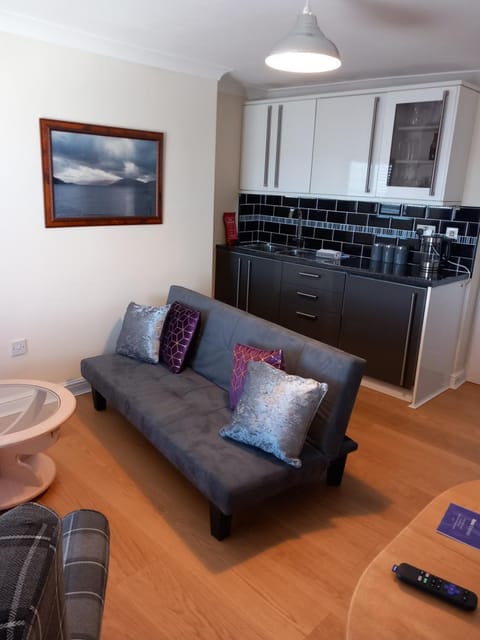 Living room, Dining area, kitchen