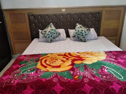 Mount Valley Mama Cottage Hotel in Rishikesh