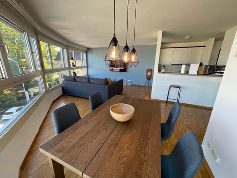 Living room, Seating area, Dining area