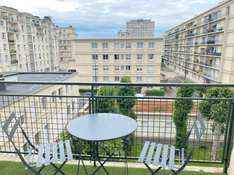 Balcony/Terrace, Garden view