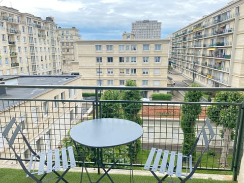 Balcony/Terrace, Garden view