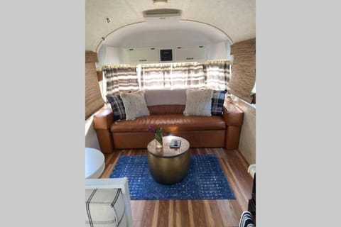 Amazing Airstream, Beaufort, SC-Enjoy the Journey House in Beaufort