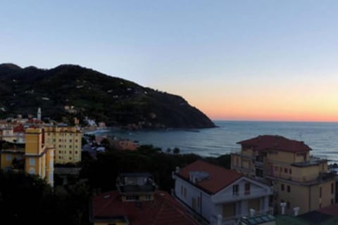 City view, Sea view, Sea view, Street view