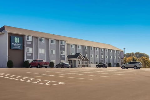 MainStay Suites Clarion, PA near I-80 Hotel in Allegheny River