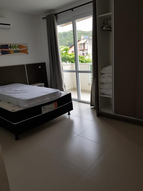 Apartamento 200m da praia Apartment in Porto Belo