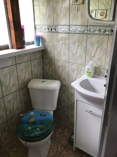 Toilet, Bathroom