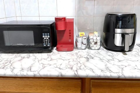 Coffee/tea facilities, Kitchen or kitchenette, minibar