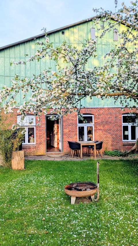 Property building, Spring, Garden view