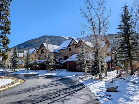 Red Hawk Townhomes 2338 Casa in Keystone