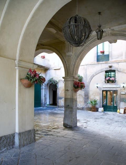 Inner courtyard view, Parking