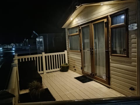 Property building, Patio, Night, View (from property/room), Balcony/Terrace