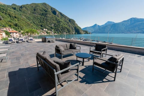 Natural landscape, Living room, Lake view, Mountain view