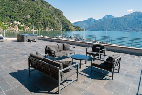 Patio, Day, Natural landscape, View (from property/room), Balcony/Terrace, Lake view, Mountain view