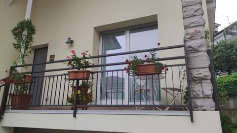LORA GIUSTA GUEST HOUSE Bed and Breakfast in Como