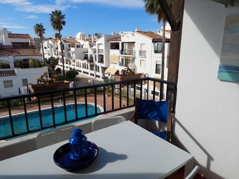 Balcony/Terrace, Pool view