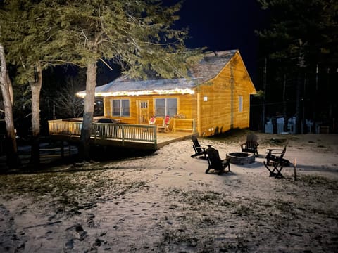 Slippery Slope Cabin at Deep Creek Lake / Wisp Mountain (3 BR) House in McHenry