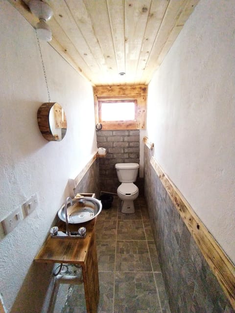 Habitaciónes estilo cabaña las Herraduras Inn in Creel