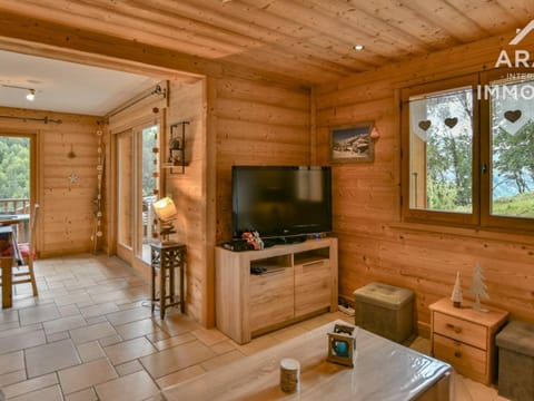 Chalet indépendant 10 personnes, 4 chambres, wifi, proche bus et pistes de ski - FR-1-391-143 Chalet in Le Grand-Bornand