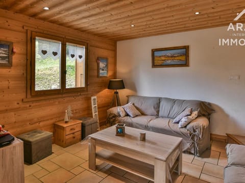 Chalet indépendant 10 personnes, 4 chambres, wifi, proche bus et pistes de ski - FR-1-391-143 Chalet in Le Grand-Bornand