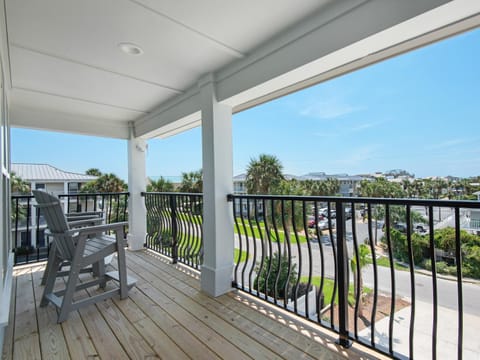 Coastal Cove by Newman-Dailey House in Destin