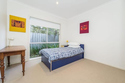 Sandpiper 5 - Close to Town and Beach House in Inverloch