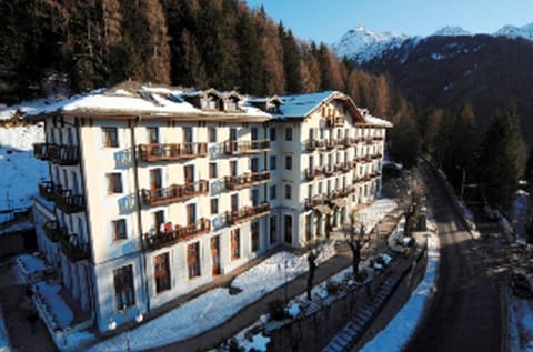 Palace Pontedilegno Resort Aparthotel in Ponte di Legno