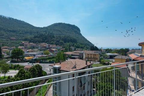 Nearby landmark, Natural landscape, Mountain view