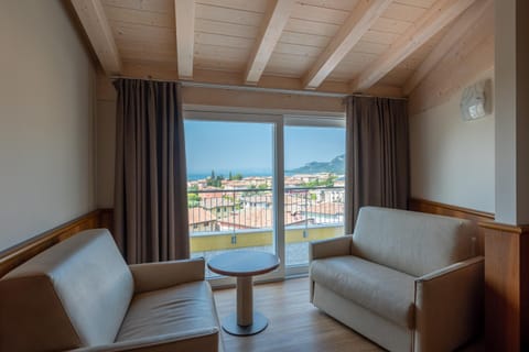 Hotel Palme & Suite Hotel in Garda