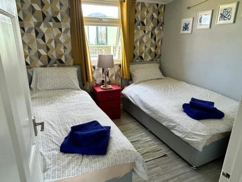 Modern Funky Private Chalet at the Beach Chalet in Wales