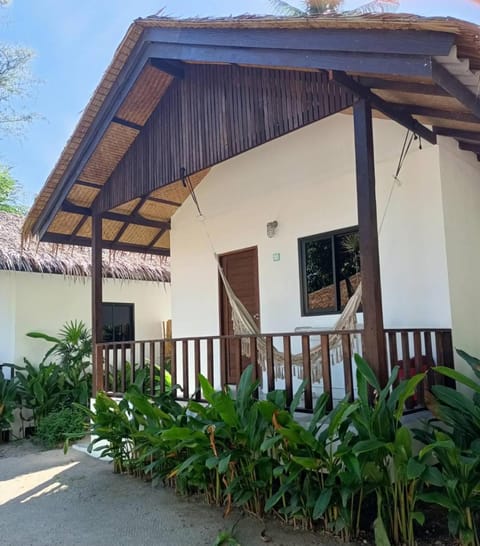 Sarana Bungalows Resort in Ban Tai