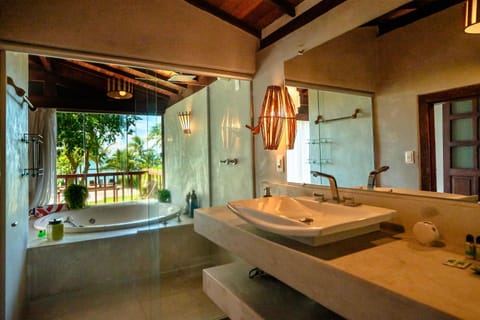 Bathroom, Photo of the whole room, Bedroom, Sea view, Bath