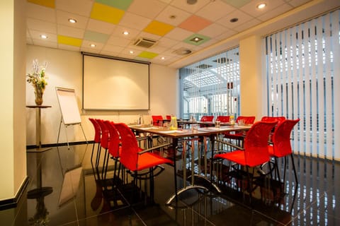 Business facilities, Meeting/conference room