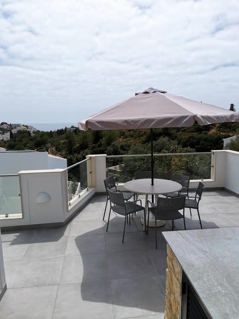 BBQ facilities, Balcony/Terrace