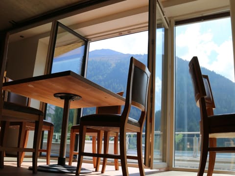 Shanti Hotel Hôtel in Saint Anton am Arlberg