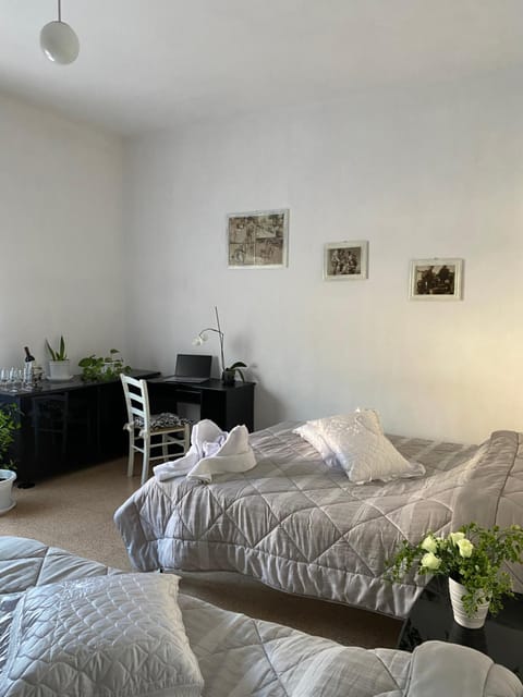 Casa Vacanza Lilia vicino la Stazione e Caserma Bed and Breakfast in Foligno