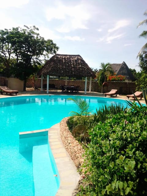 5 bedroom house Malindi, Casuarina House in Malindi