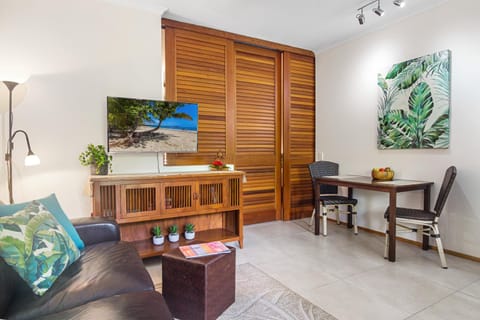 Hibiscus Resort 10 ~ Fabulous location Apartment in Port Douglas