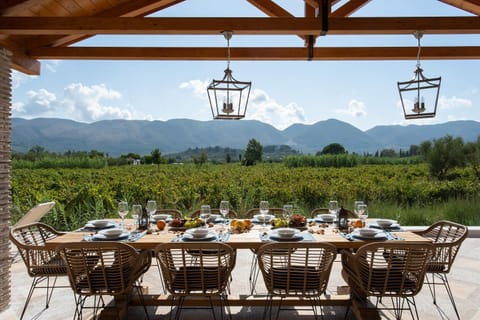 Patio, Dining area