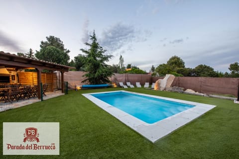 Parada del berrueco Chalet in Sierra Norte