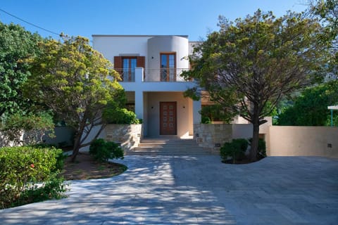 Property building, Spring, Day, Garden, Garden view