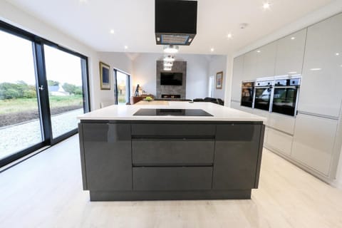 Black Barn Skye - Contemporary 3 bed / 4 bath home House in Scotland